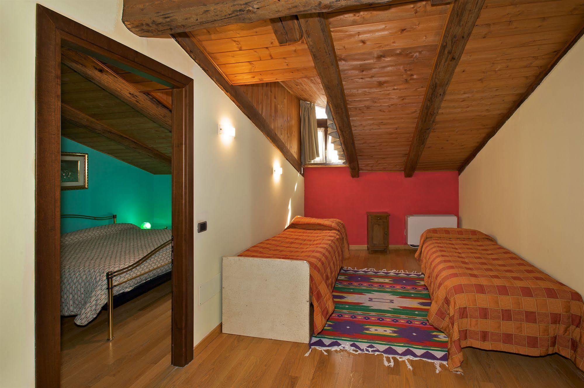 Hotel Chez Toi Oulx Extérieur photo